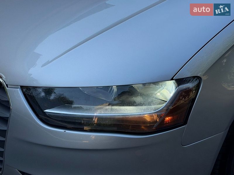Седан Audi A4 2013 в Дніпрі