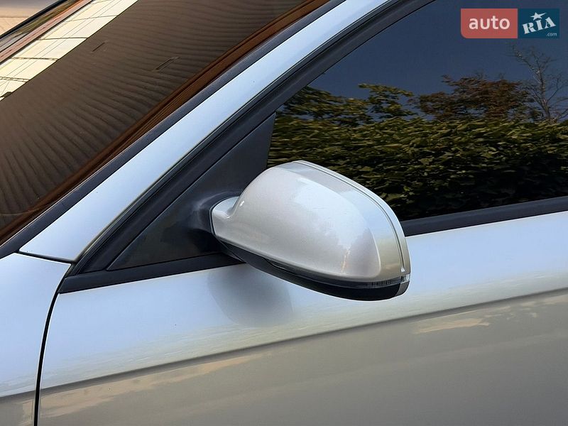 Седан Audi A4 2013 в Дніпрі