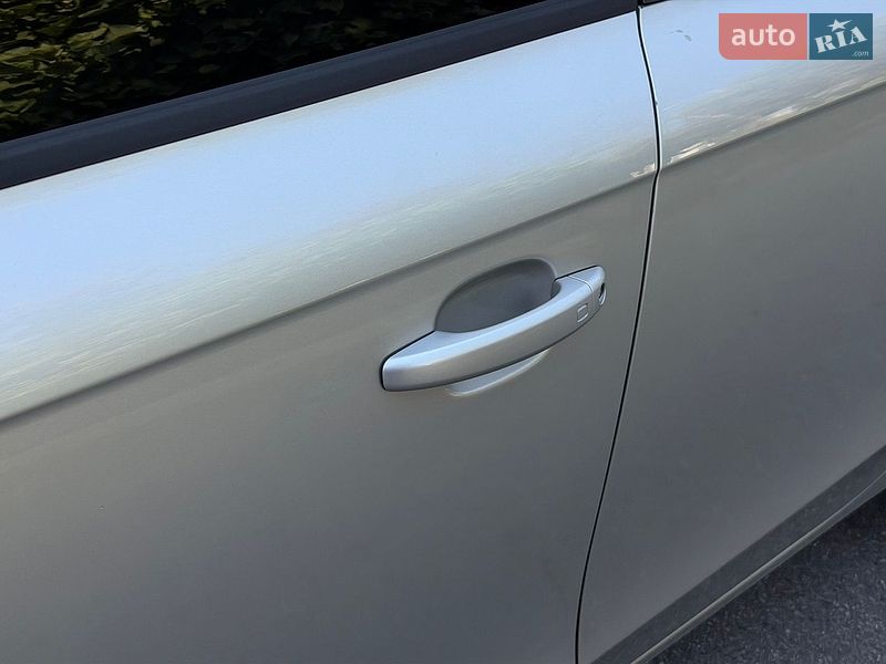 Седан Audi A4 2013 в Дніпрі