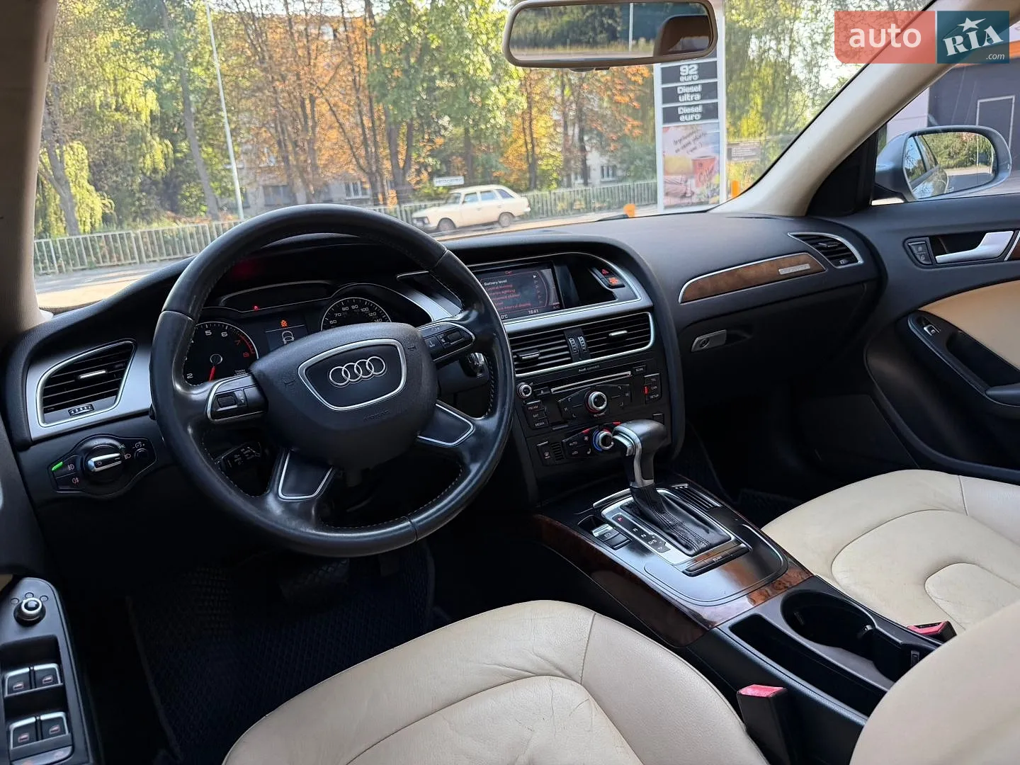 2013 Audi A4 - мініатюра 9