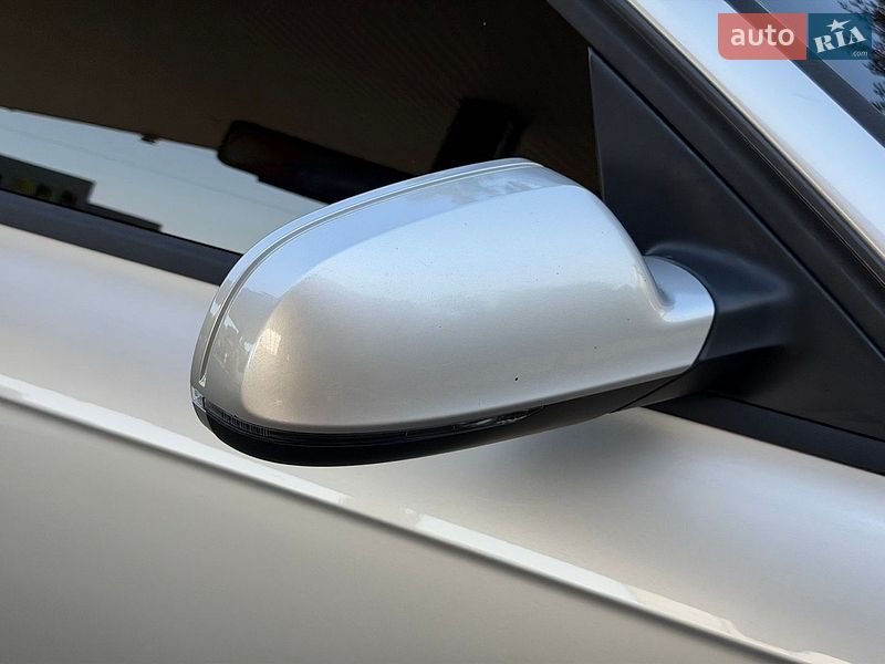 Седан Audi A4 2013 в Дніпрі