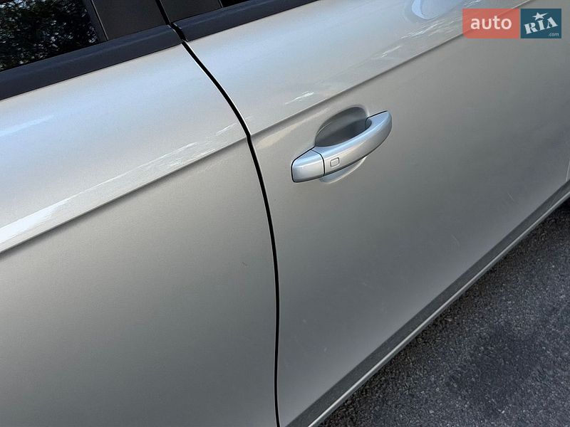 Седан Audi A4 2013 в Дніпрі
