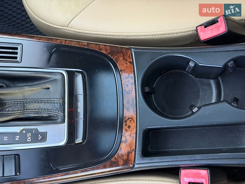 Седан Audi A4 2013 в Дніпрі