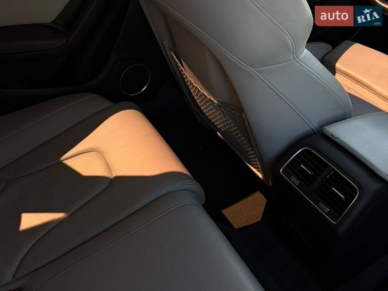 Седан Audi A4 2012 в Києві
