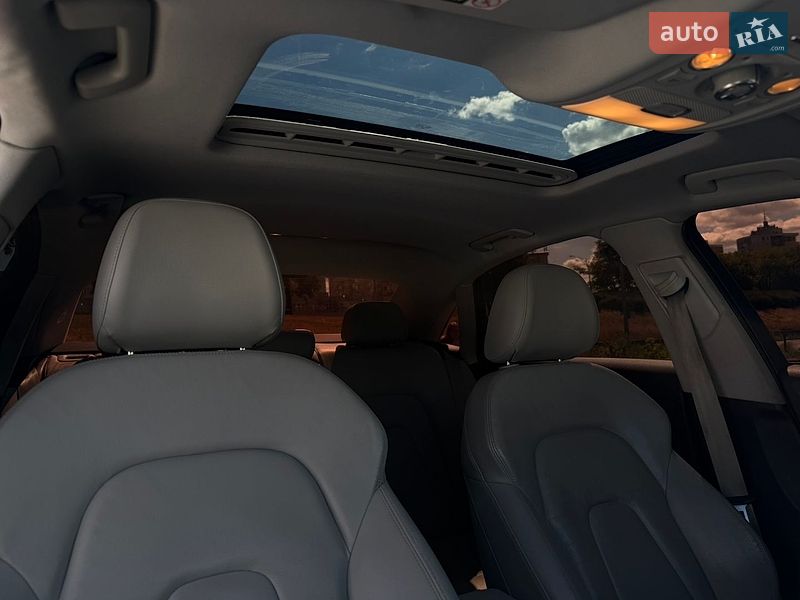 Седан Audi A4 2012 в Києві