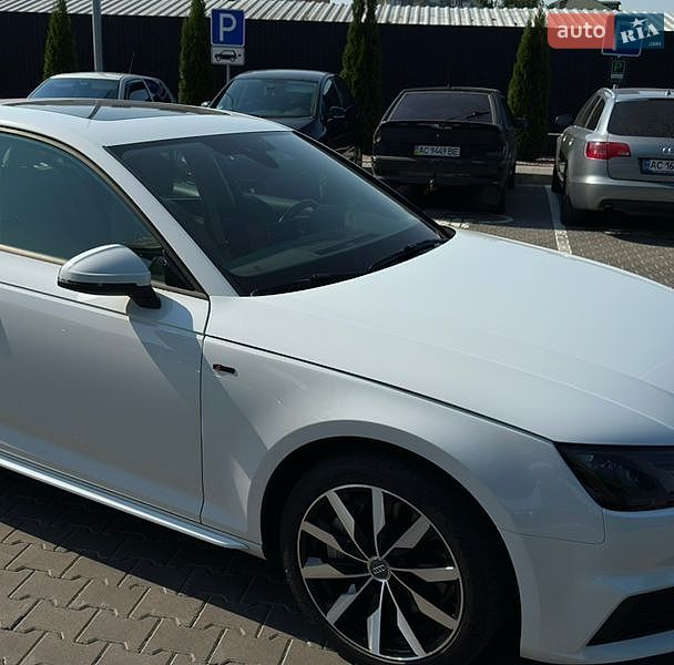 Седан Audi A4 2018 в Луцьку
