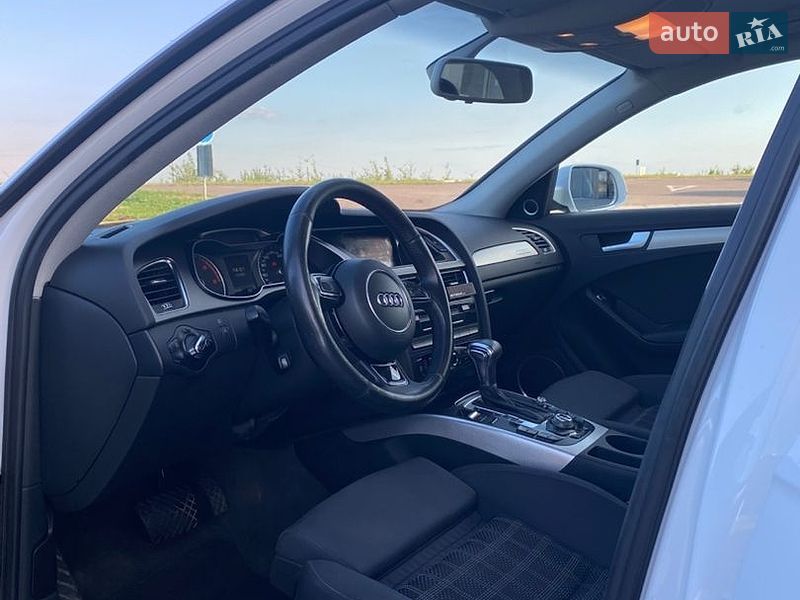 Універсал Audi A4 2014 в Львові