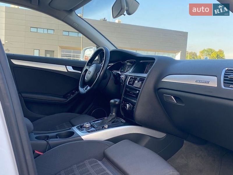 Універсал Audi A4 2014 в Львові