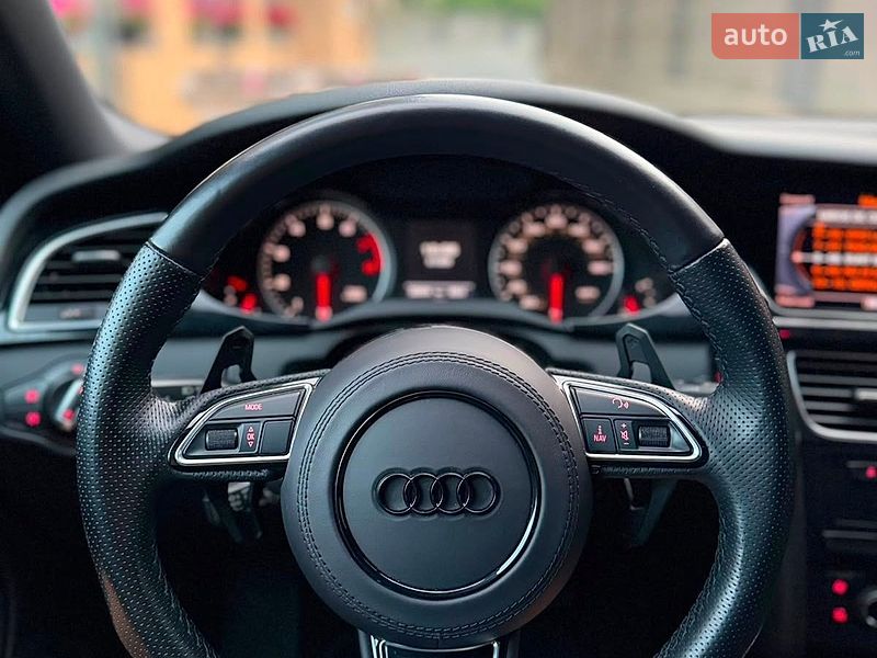 Седан Audi A4 2010 в Черновцах