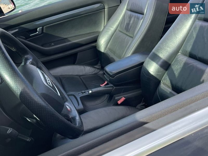 Кабріолет Audi A4 2003 в Кременчуці