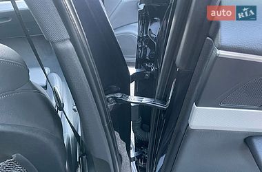 Седан Audi A4 2018 в Виннице