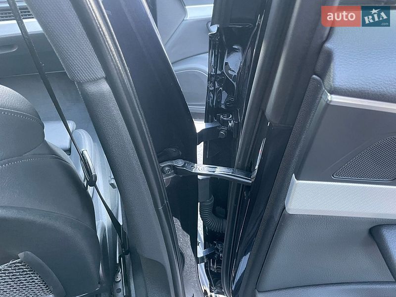 Седан Audi A4 2018 в Виннице