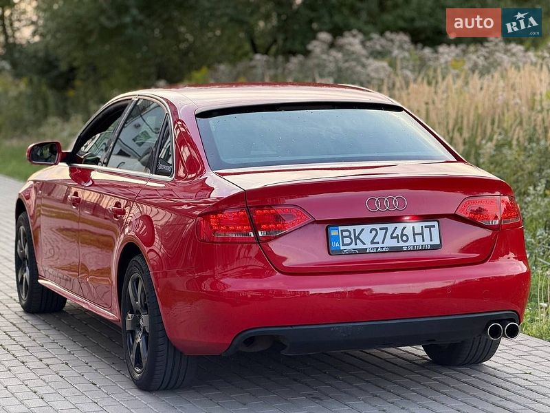 Седан Audi A4 2009 в Ровно