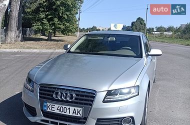 Седан Audi A4 2012 в Новій Водолагі
