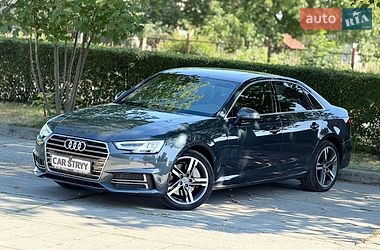 Седан Audi A4 2017 в Стрию