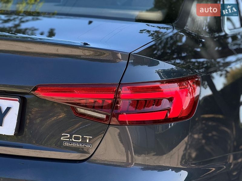 Седан Audi A4 2017 в Стрию