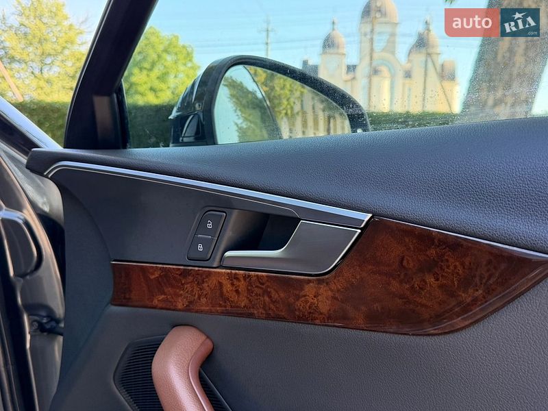 Седан Audi A4 2017 в Стрию