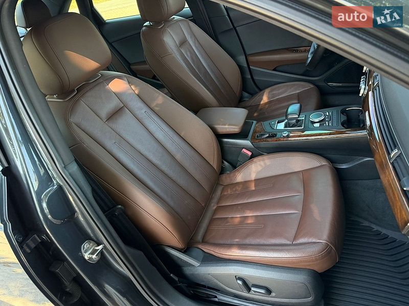Седан Audi A4 2017 в Стрию