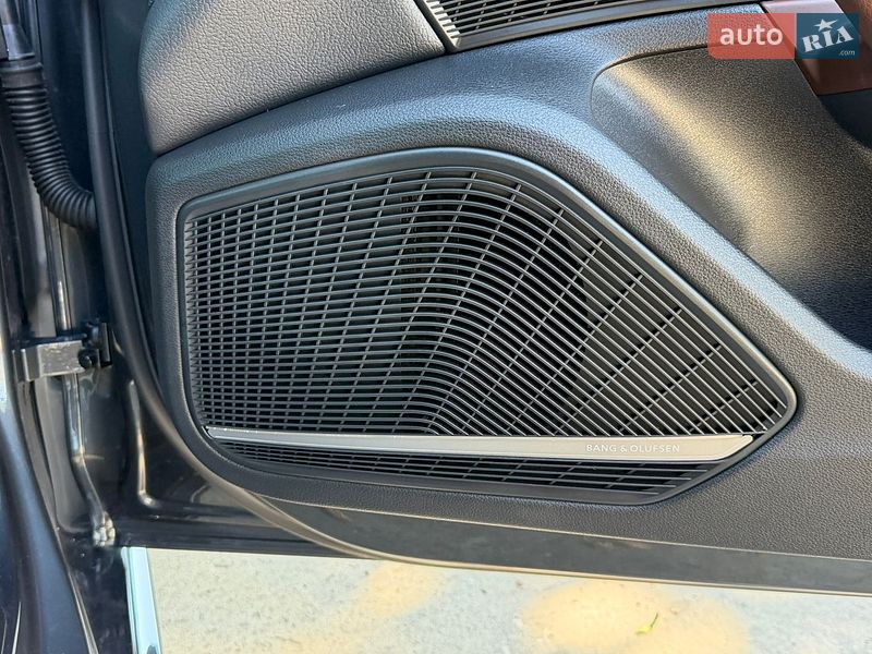 Седан Audi A4 2017 в Стрию