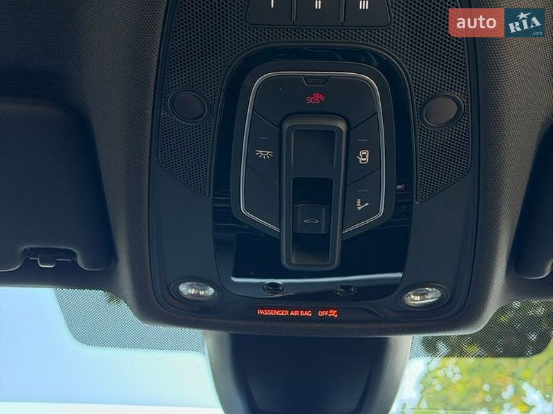 Седан Audi A4 2017 в Стрию