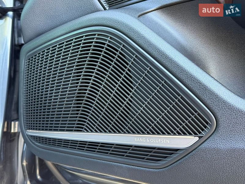 Седан Audi A4 2017 в Стрию