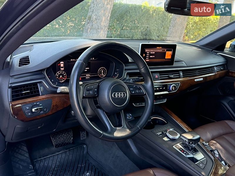 Седан Audi A4 2017 в Стрию