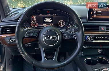 Седан Audi A4 2017 в Стрию