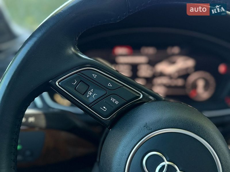Седан Audi A4 2017 в Стрию