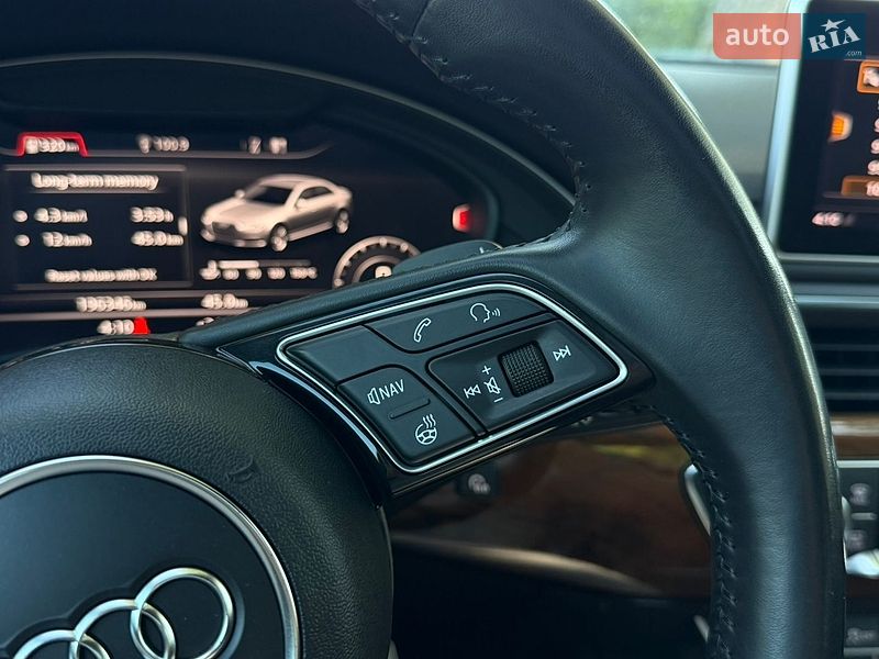Седан Audi A4 2017 в Стрию