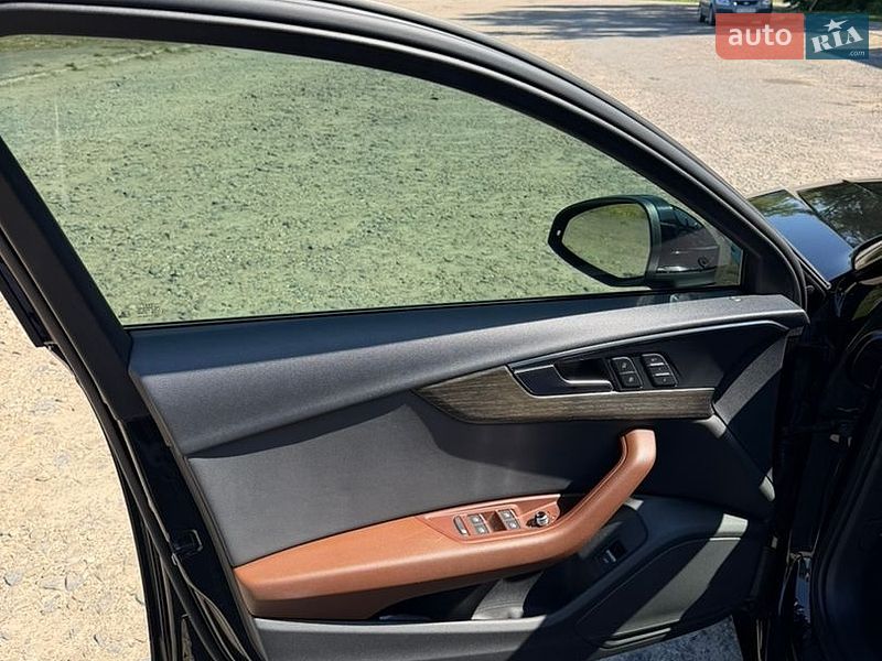 Седан Audi A4 2019 в Івано-Франківську