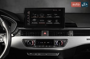 Седан Audi A4 2020 в Одесі