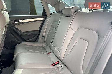 Седан Audi A4 2014 в Одесі