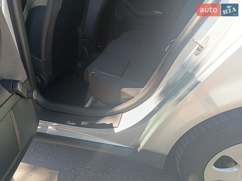 Універсал Audi A4 2002 в Житомирі