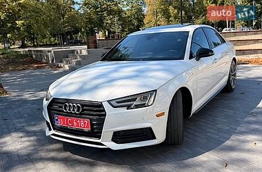 Седан Audi A4 2018 в Луцке