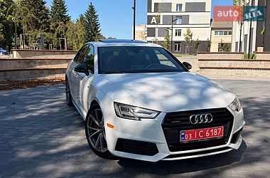Седан Audi A4 2018 в Луцке