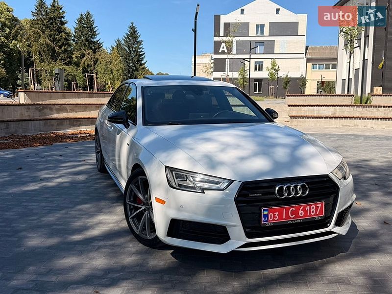 Седан Audi A4 2018 в Луцке