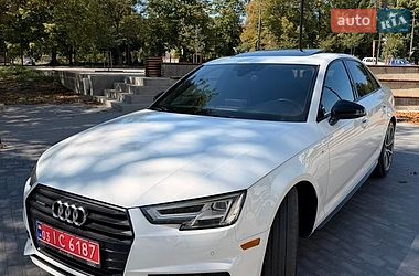 Седан Audi A4 2018 в Луцке