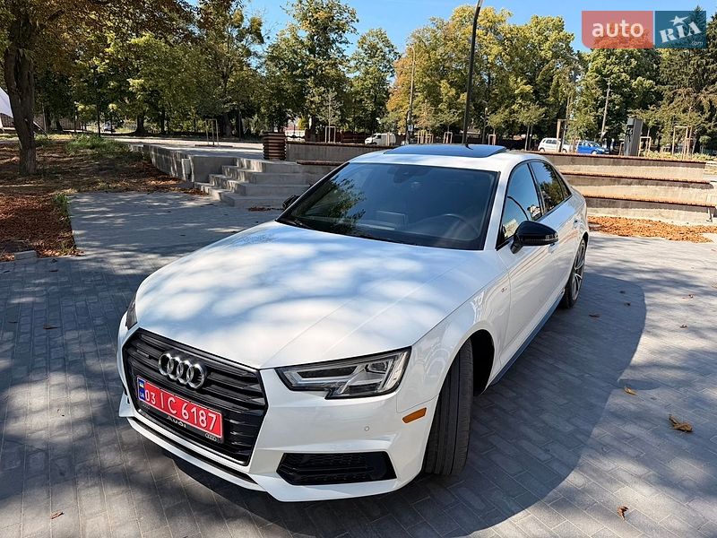Седан Audi A4 2018 в Луцке