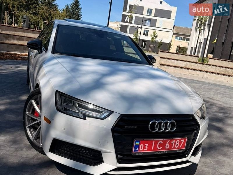 Седан Audi A4 2018 в Луцке