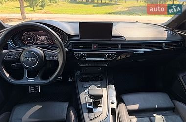 Седан Audi A4 2018 в Луцке