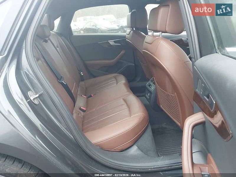 Седан Audi A4 2017 в Стрию