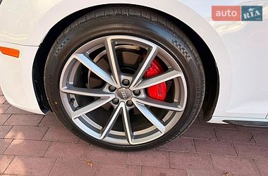 Седан Audi A4 2018 в Луцке