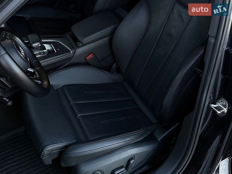 Седан Audi A4 2016 в Києві