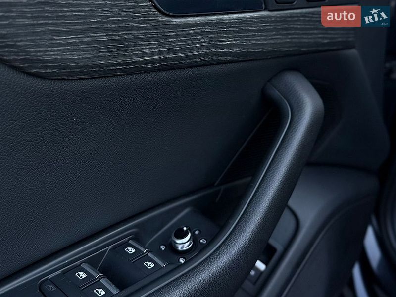 Седан Audi A4 2016 в Киеве фото 18 Седан Audi A4 2016 в Киеве