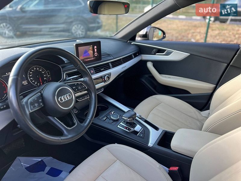 Седан Audi A4 2017 в Стрию