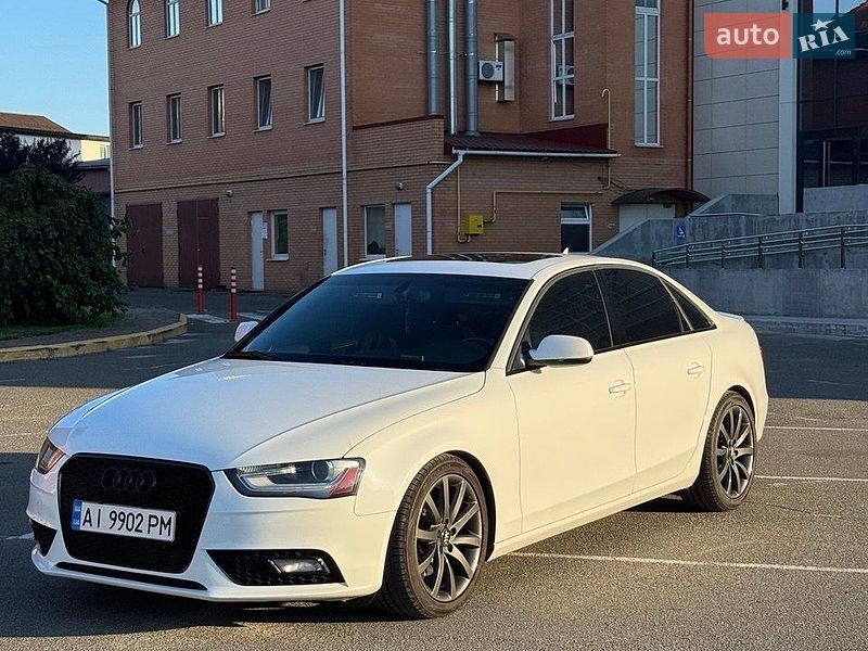 Седан Audi A4 2012 в Києві