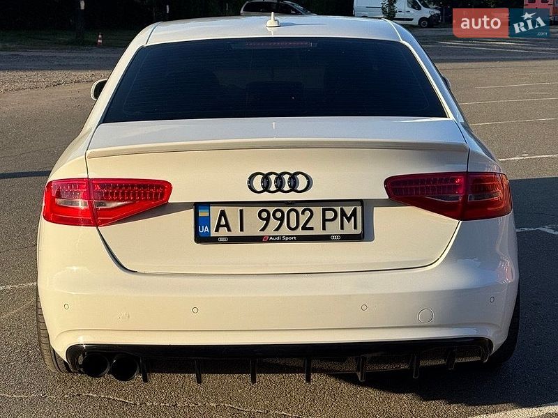 Седан Audi A4 2012 в Києві
