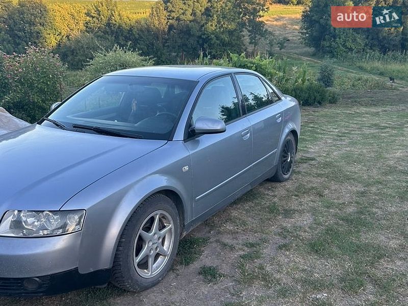 Седан Audi A4 2002 в Красилові