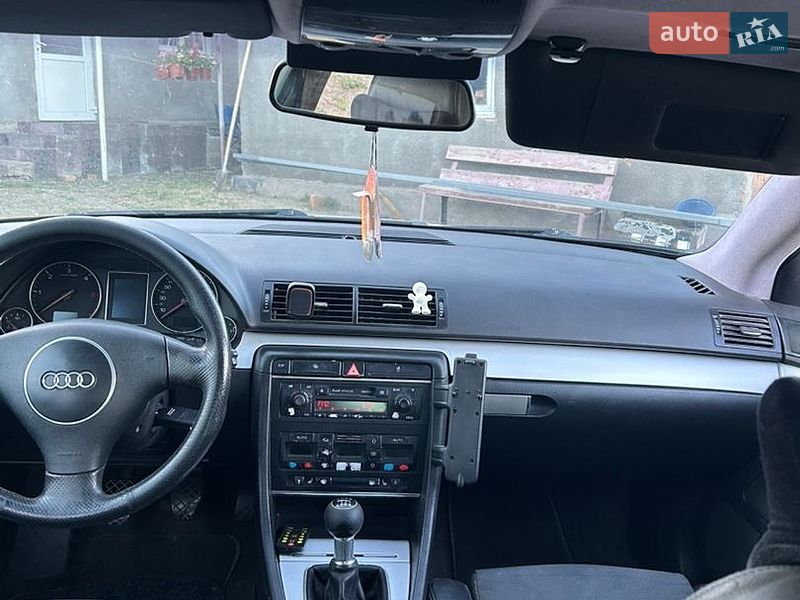 Седан Audi A4 2002 в Красилові