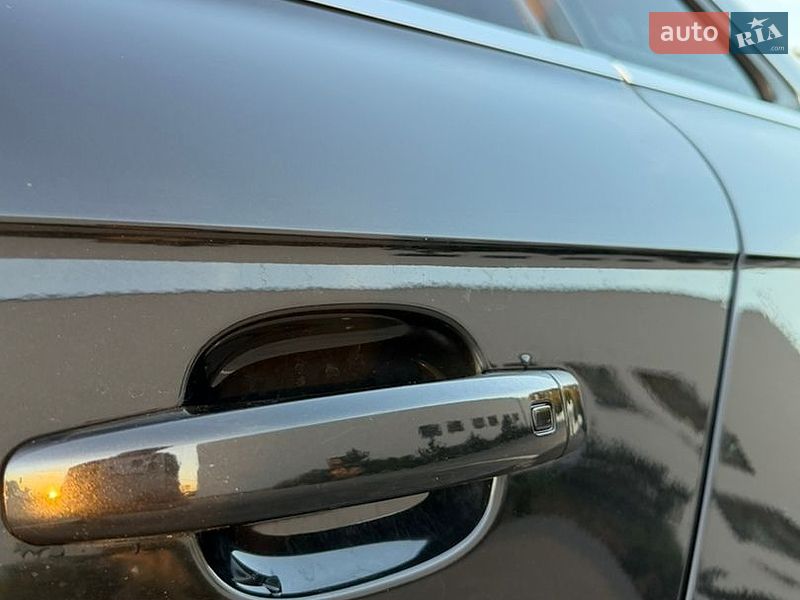 Седан Audi A4 2013 в Луцьку